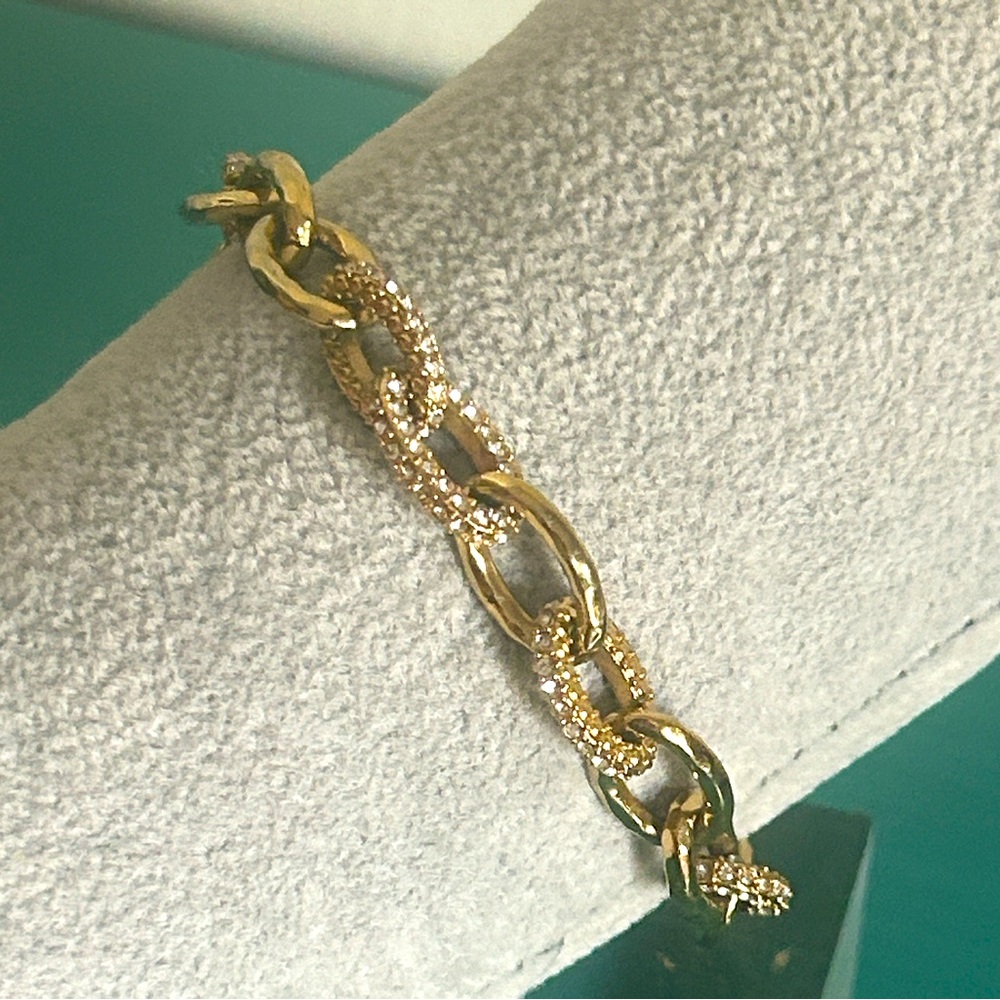 Stella & Dot Gold Tone Pavé Crystal Encrusted Chain Link Bracelet - Picture 11 of 11